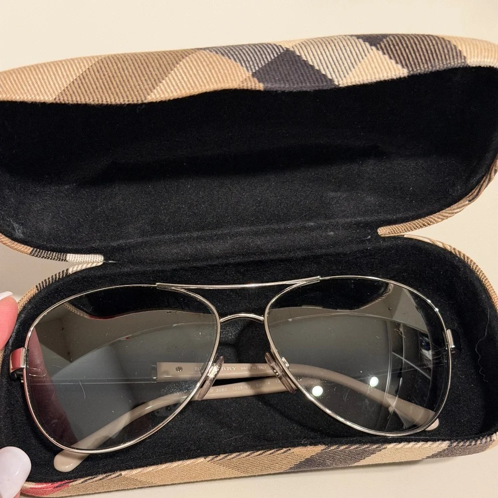 Burberry Aviator Sunglasses - Picture 1 of 6